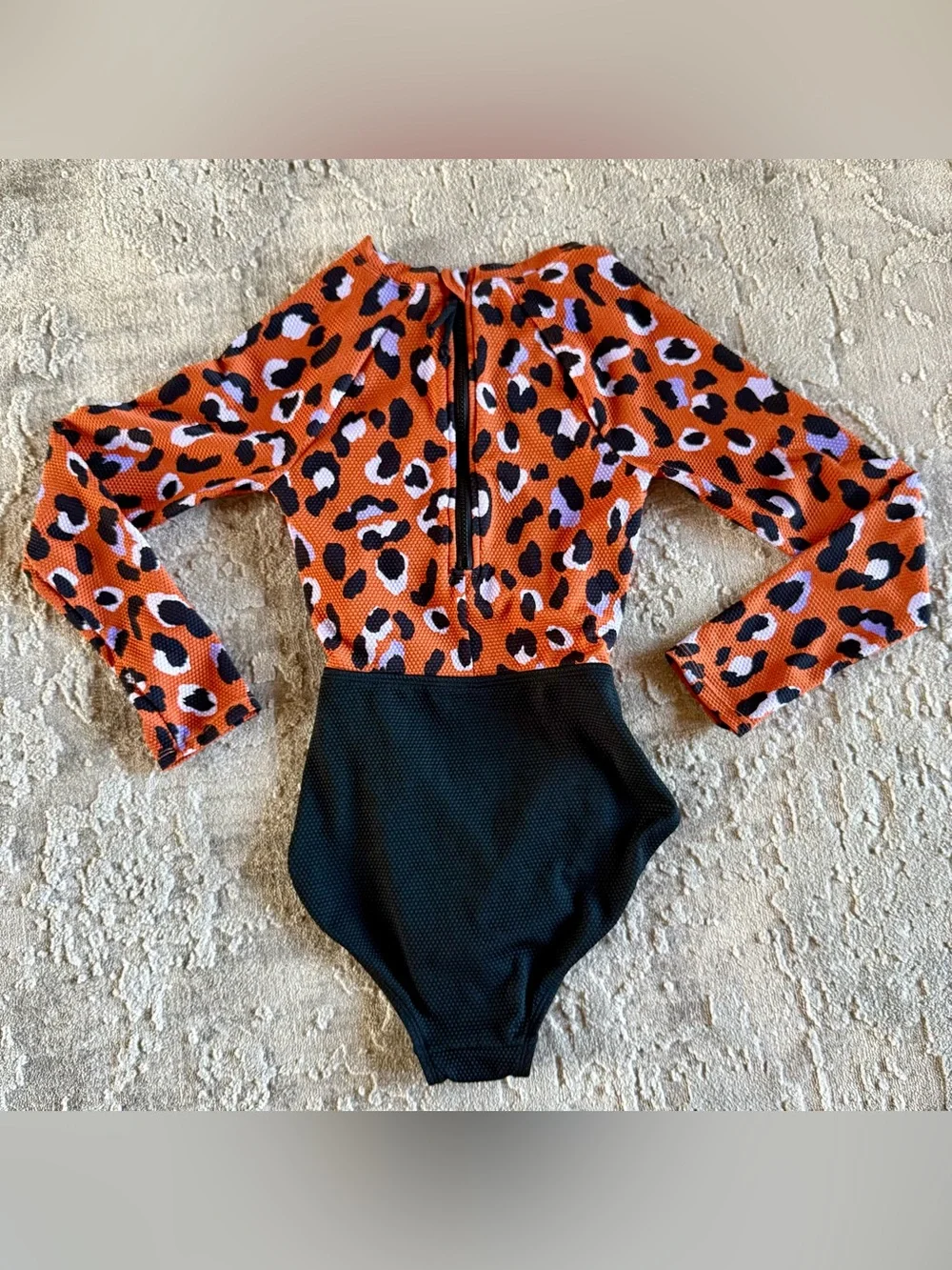 Art class Kids Long Sleeve Rash Guard Swim one piece Orange Leopard NWOT size XL